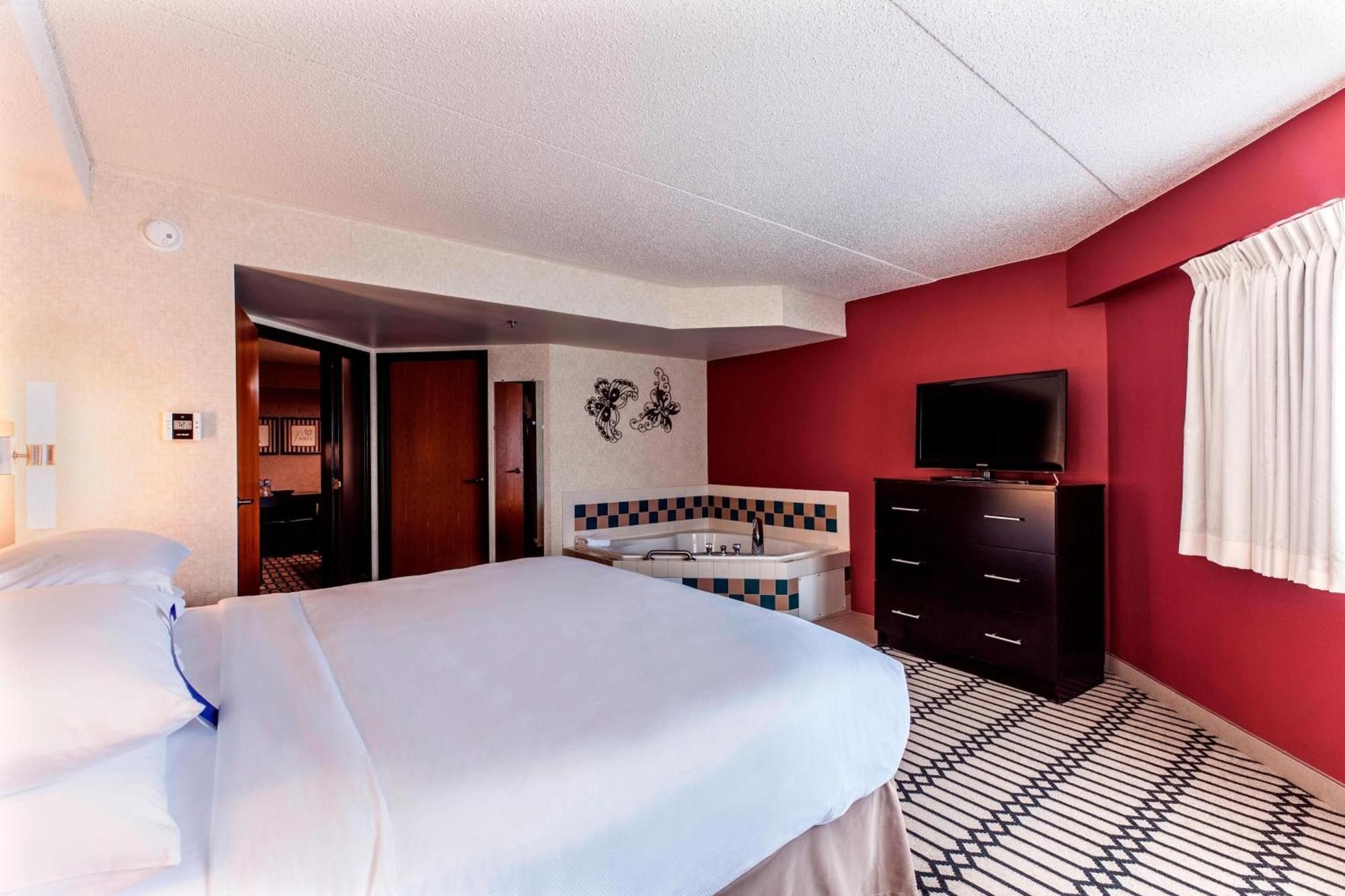 Delta Hotels By Marriott Фарго Экстерьер фото