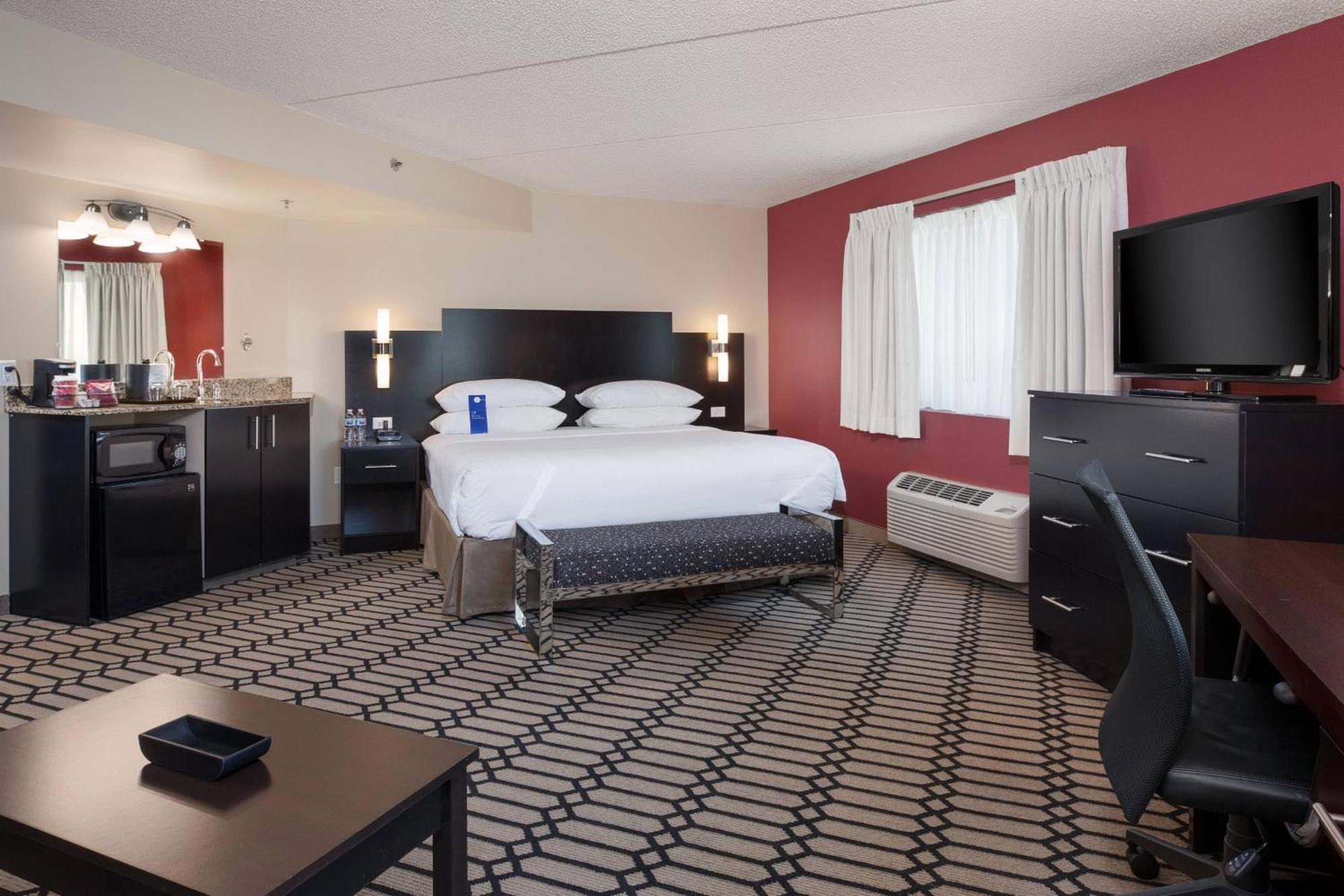 Delta Hotels By Marriott Фарго Экстерьер фото