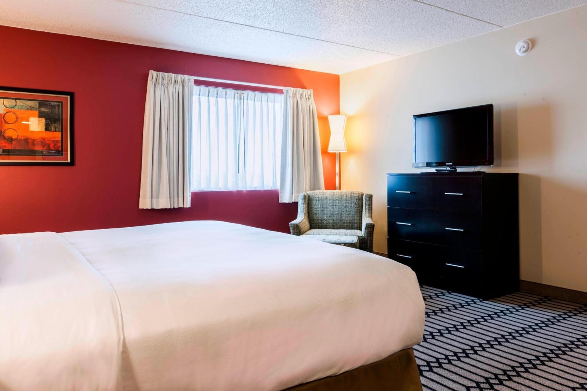 Delta Hotels By Marriott Фарго Экстерьер фото